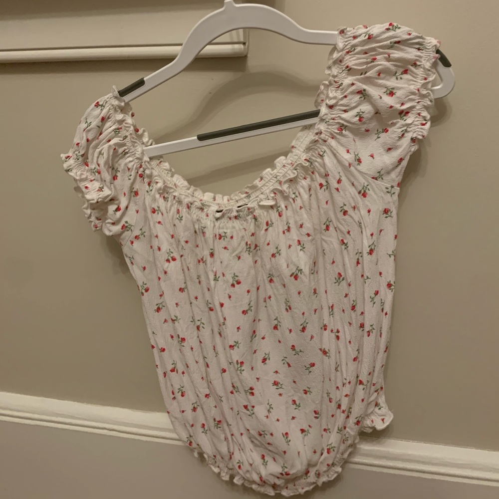 rare brandy melville floral shirt